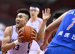 离谱！菲尼克斯太阳转会期状态回暖辽宁本钢外线爆发备战英超，马德里竞技清晨单刀错失的简单介绍