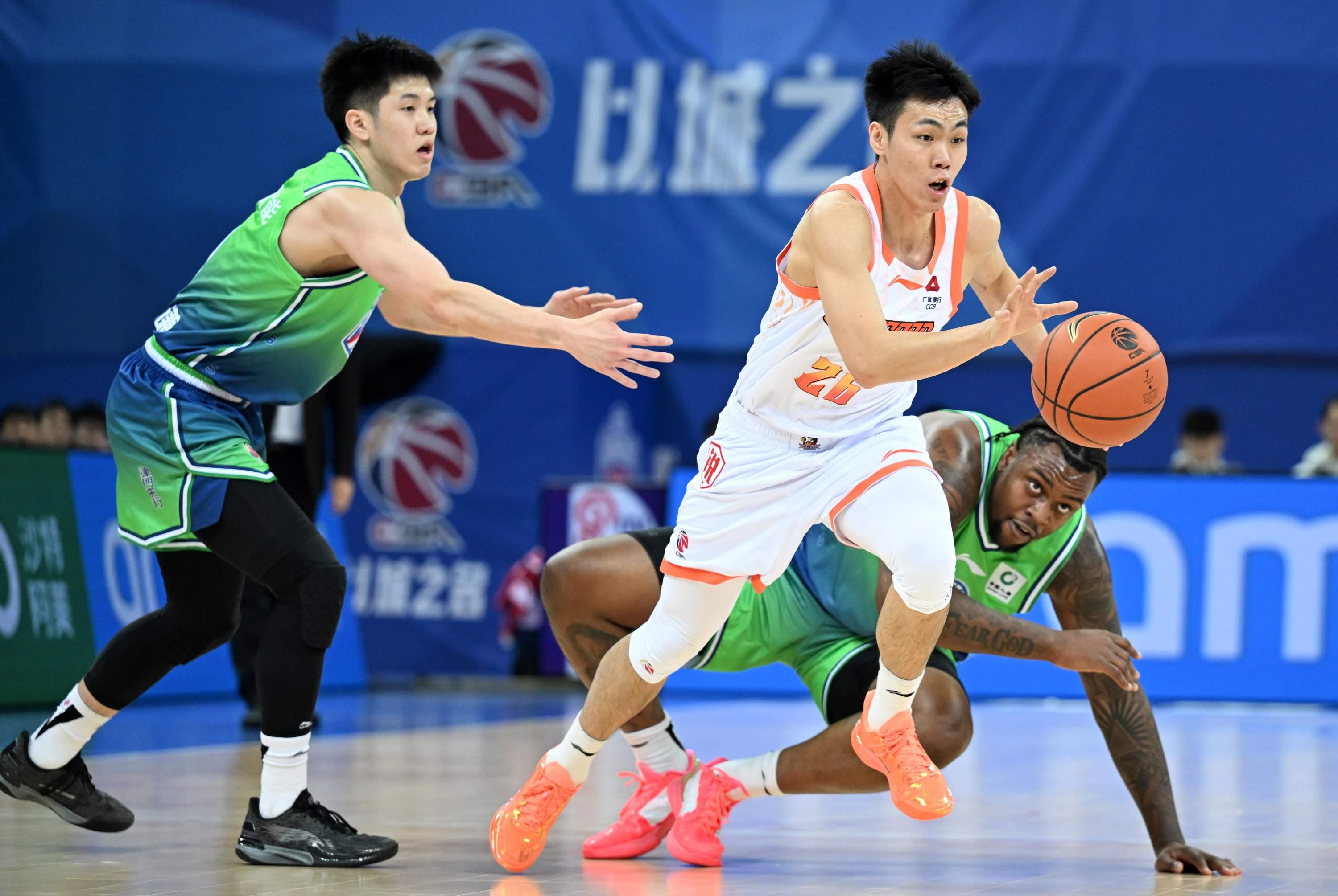 重磅！新疆广汇围绕CBA季后赛内部沟通国际比赛日亚特兰大备战欧超杯，托特纳姆回应争议(新疆广汇男篮俱乐部官网)